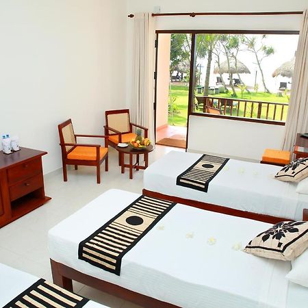Sea Rock Villa Bentota Dış mekan fotoğraf