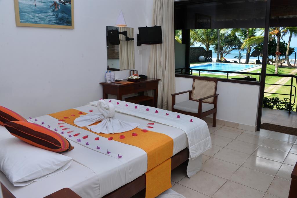 Sea Rock Villa Bentota Oda fotoğraf