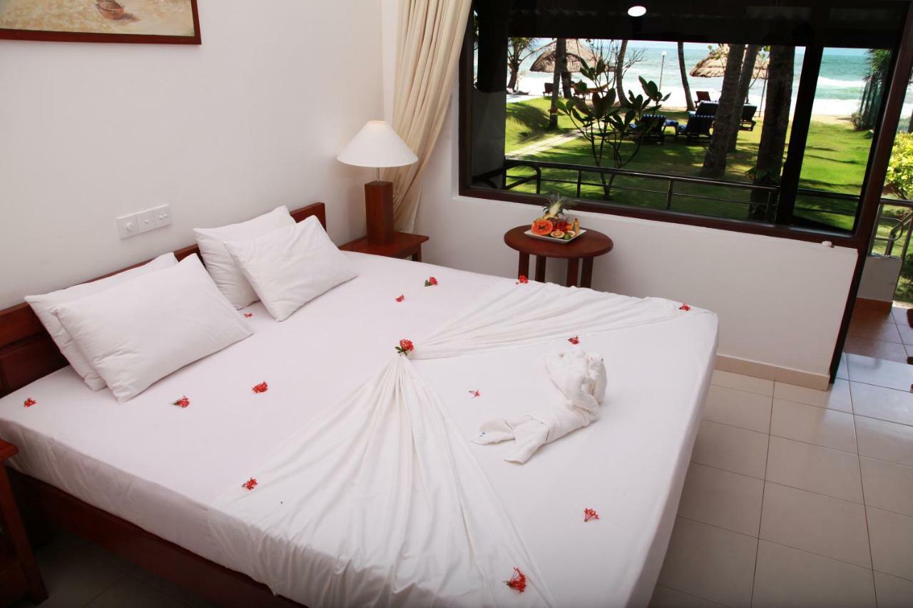 Sea Rock Villa Bentota Dış mekan fotoğraf