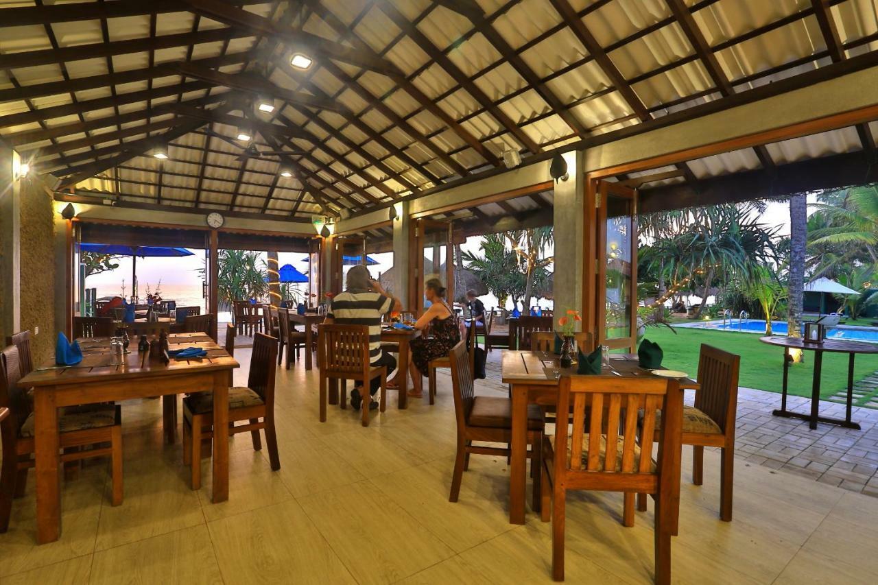 Sea Rock Villa Bentota Dış mekan fotoğraf
