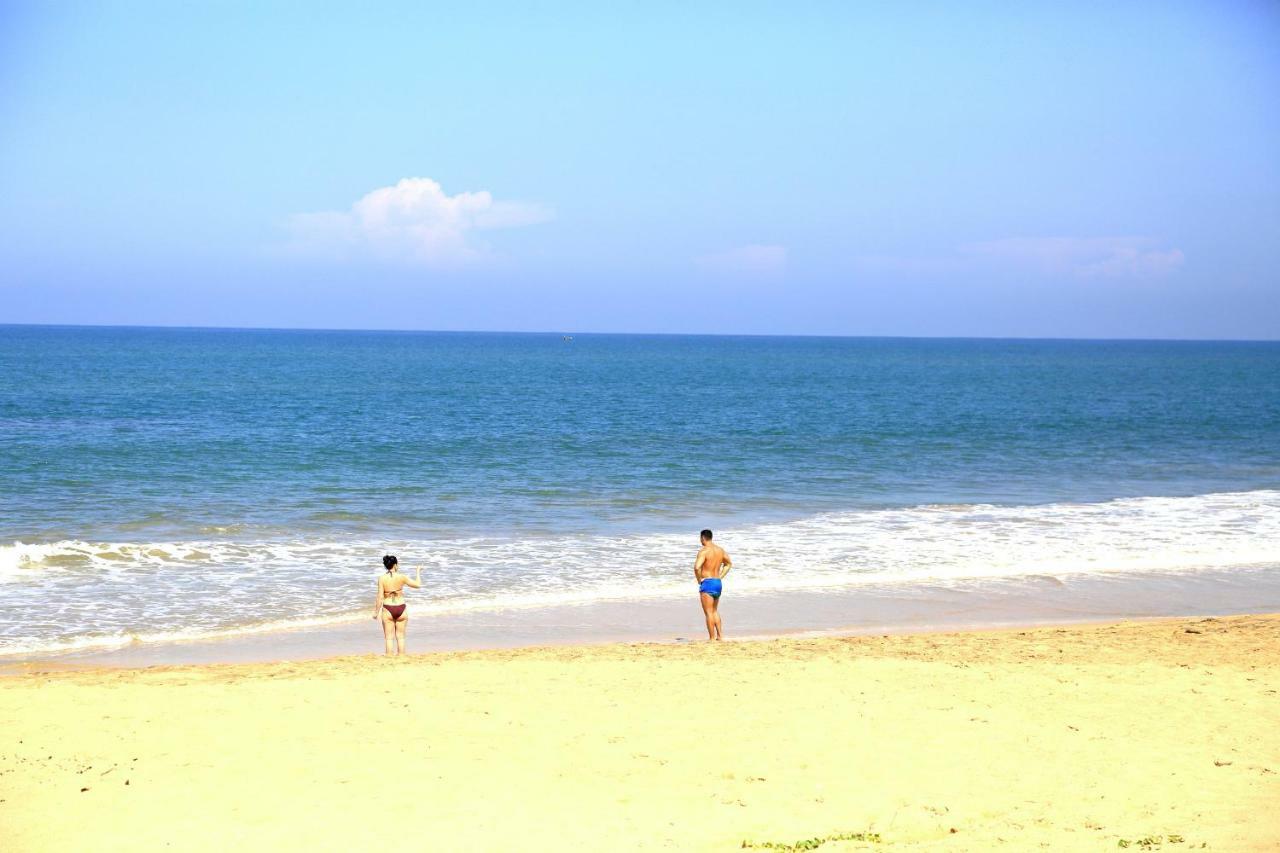 Sea Rock Villa Bentota Dış mekan fotoğraf